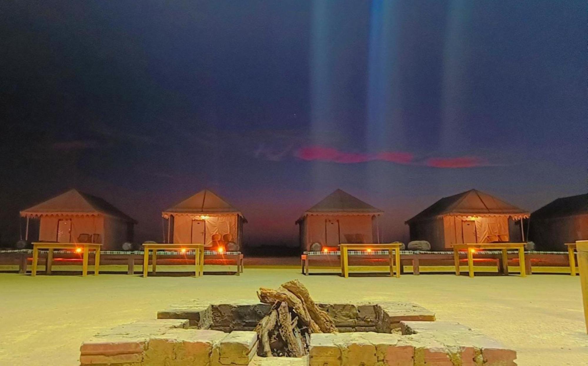 Jaisalmer Sand Dunes Luxury Camp And Resort מראה חיצוני תמונה
