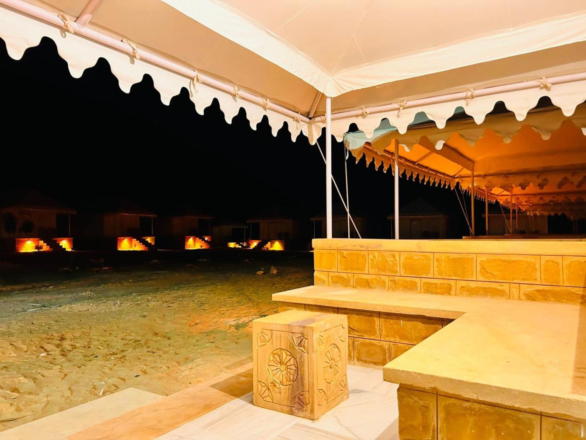 Jaisalmer Sand Dunes Luxury Camp And Resort מראה חיצוני תמונה